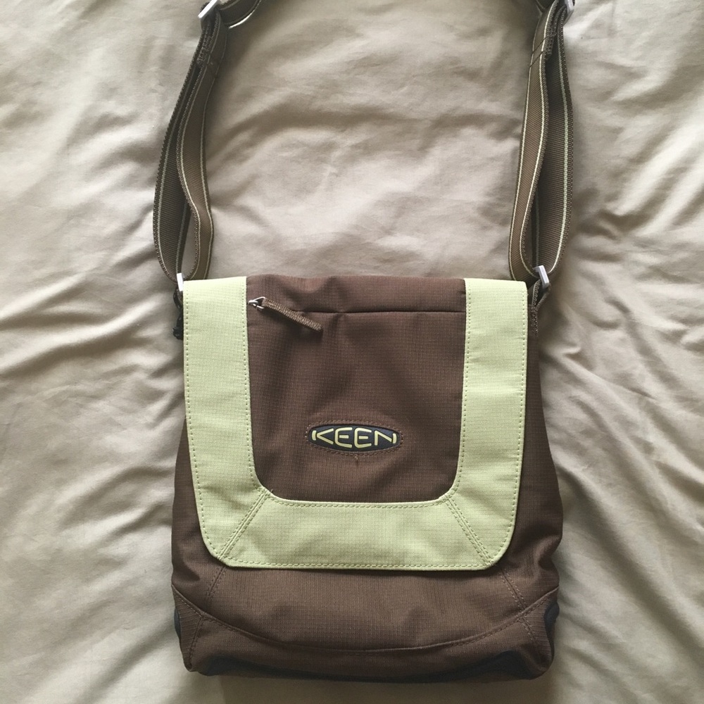 Keen purse